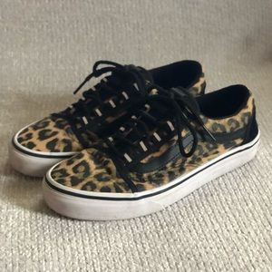 EUC leopard and black VANS